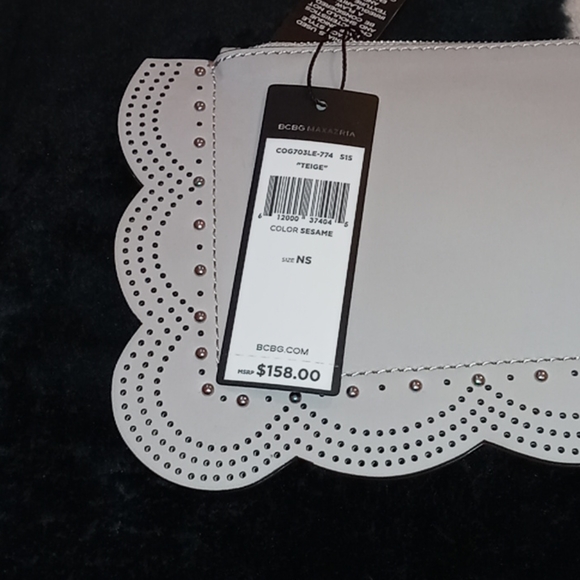 BCBG MAZAZRIA wallet - Picture 1 of 2